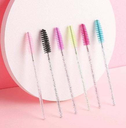 PAQUETE DE CEPILLOS PARA PESTAÑAS CON 50 PZ 